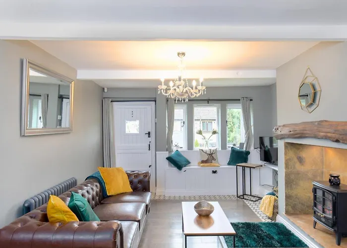 Mischa Bradford (West Yorkshire)